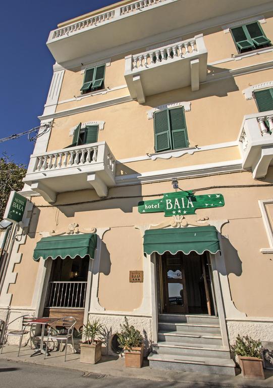Hotel Baia Монтеросо ал Маре Екстериор снимка