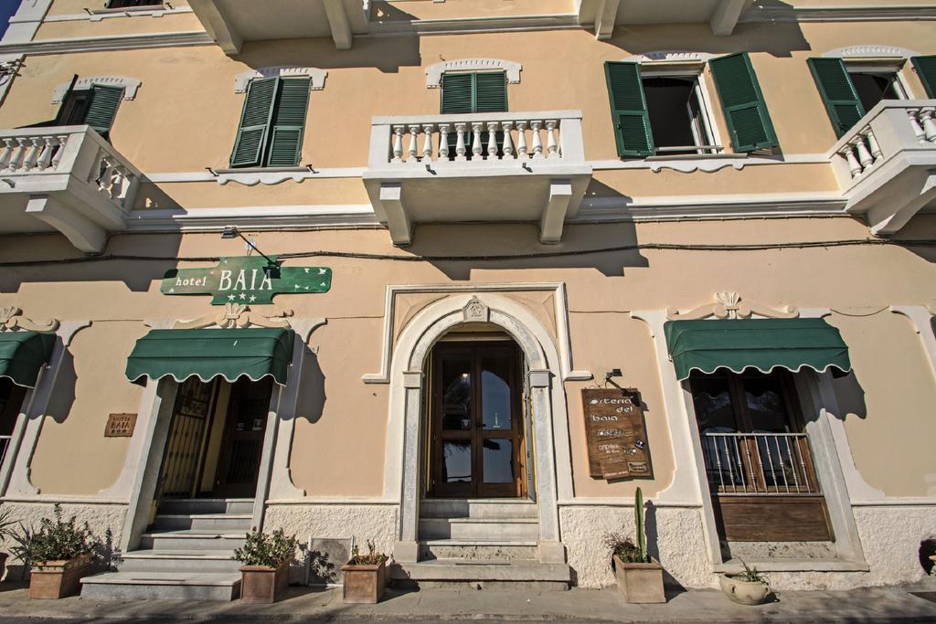 Hotel Baia Монтеросо ал Маре Екстериор снимка