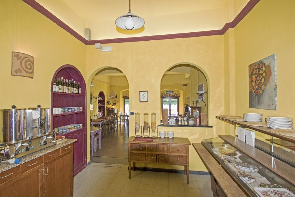 Hotel Baia Монтеросо ал Маре Екстериор снимка