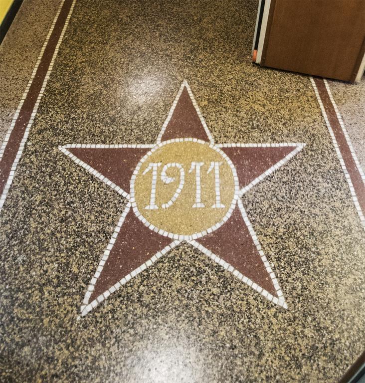 Hotel Baia Монтеросо ал Маре Екстериор снимка