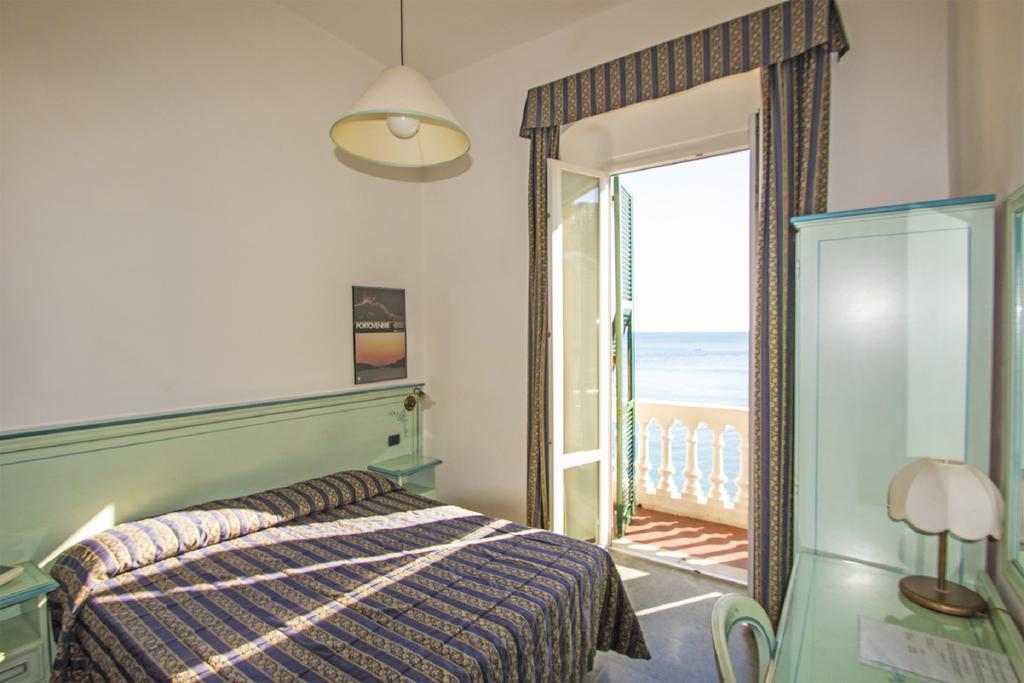 Hotel Baia Монтеросо ал Маре Стая снимка